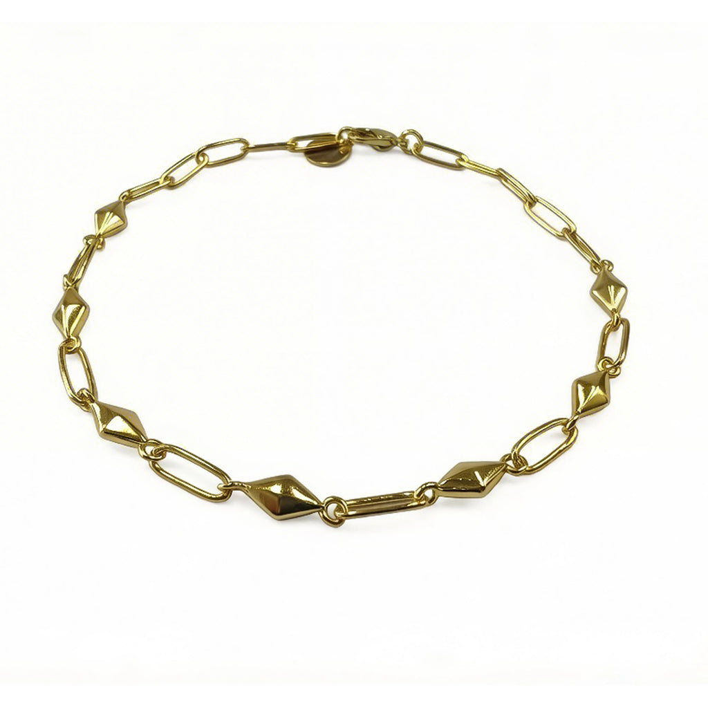 Diamond shaped bracelet