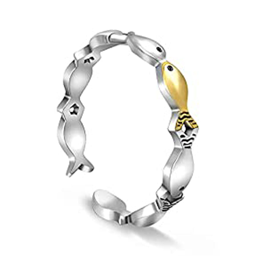 A layer of fish ring